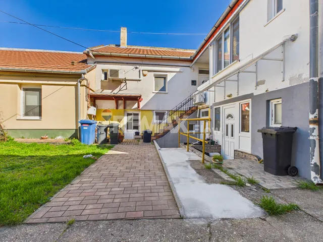 Eladó lakás Pécs, Ispitaalja 36 nm