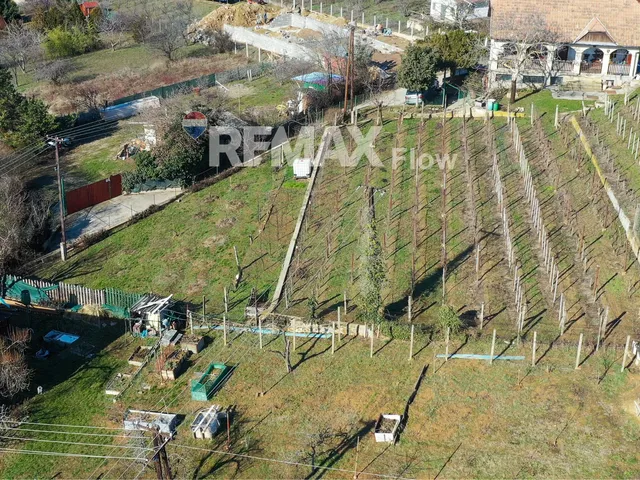 Eladó telek Pécs, Rácváros, Ürögi határút 28. 1004 nm