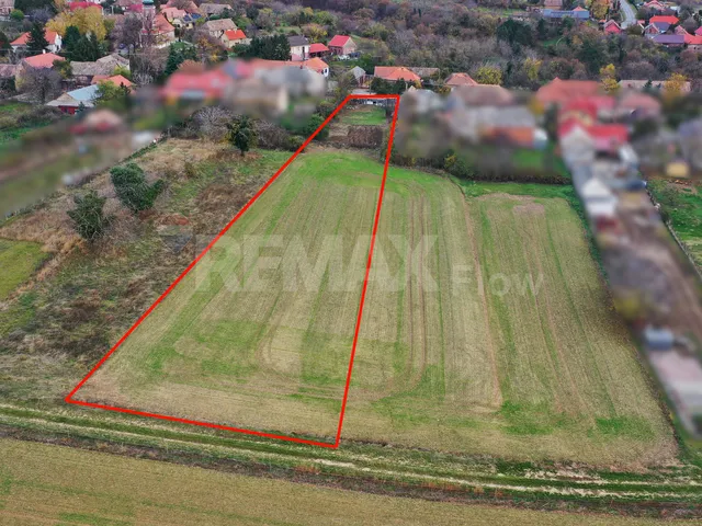 Eladó telek Kővágótőttős, Kossuth Lajos u.15. 3960 nm