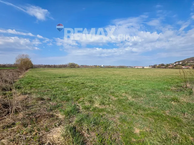 Eladó telek Bonyhád 81617 nm
