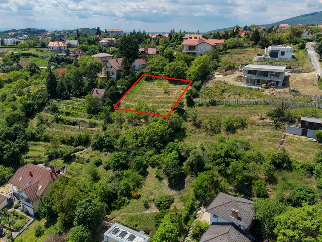 Eladó telek Pécs, Donátus, Lepke dűlő 1063 nm