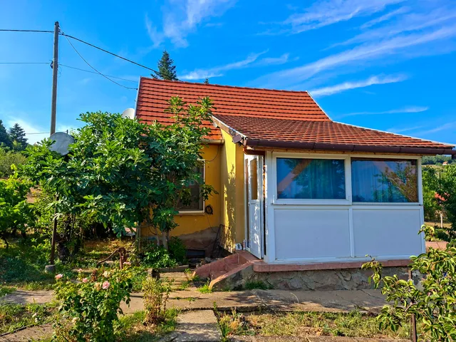 Eladó nyaraló Pécs, Patacs 34 nm