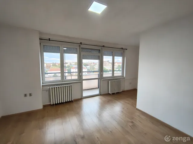 Eladó lakás Veszprém 44 nm