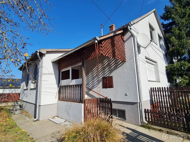 Eladó ház Téglás 132 nm