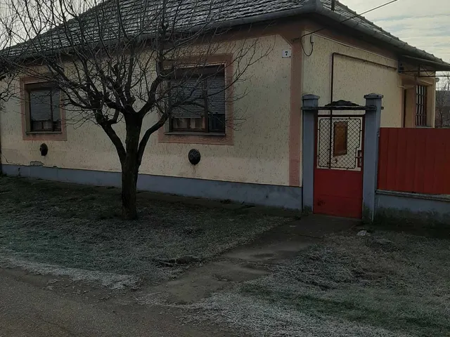 Eladó ház Derecske 90 nm
