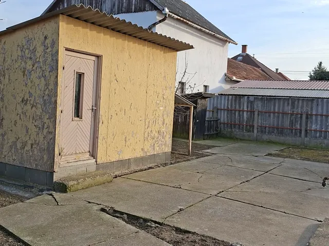 Eladó ház Balmazújváros, Bánlak 60 nm