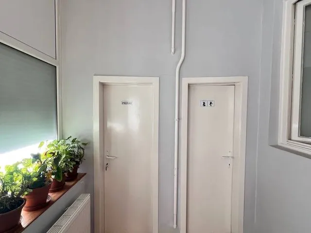 Eladó kereskedelmi és ipari ingatlan Baja 220 nm