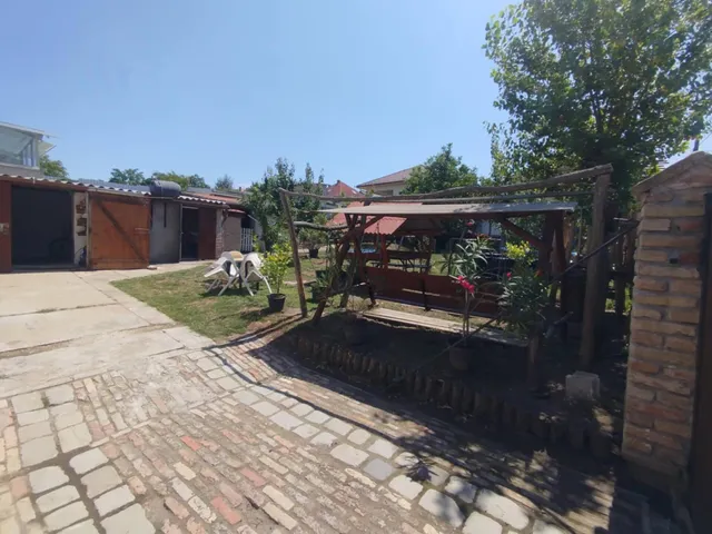 Eladó ház Baja 94 nm