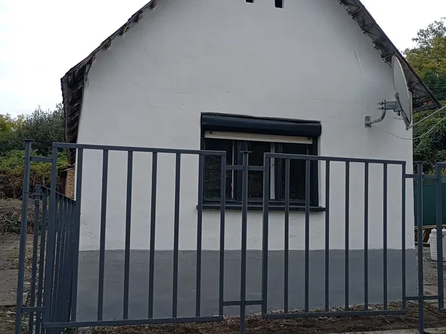 Eladó ház Baja 40 nm