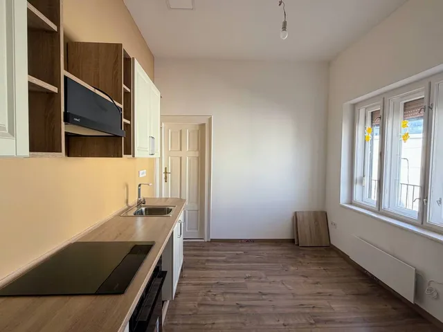 Eladó lakás Baja 68 nm