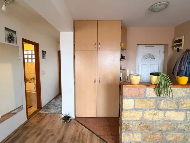 Eladó lakás Baja 78 nm