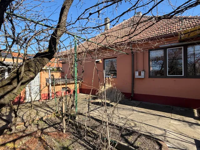 Eladó ház Baja 100 nm