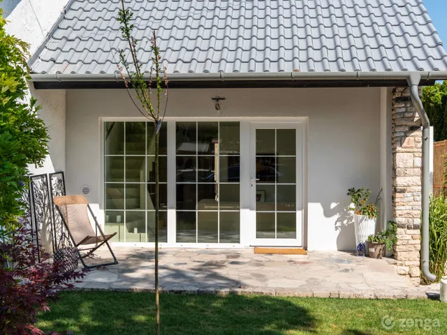 Eladó üdülő és hétvégi ház Balatonkenese 70 nm