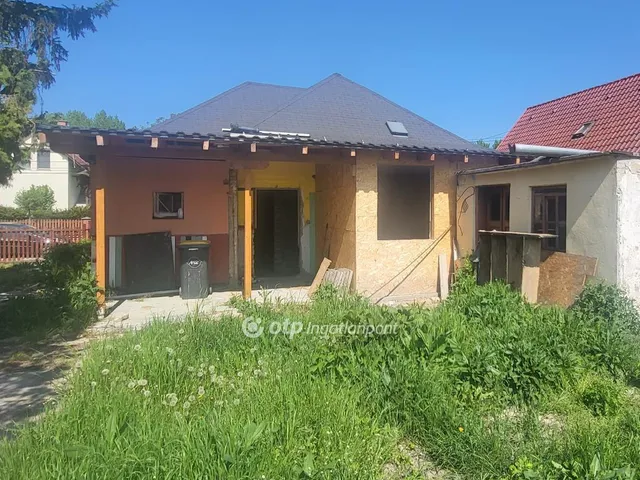 Eladó ház Abda 90 nm