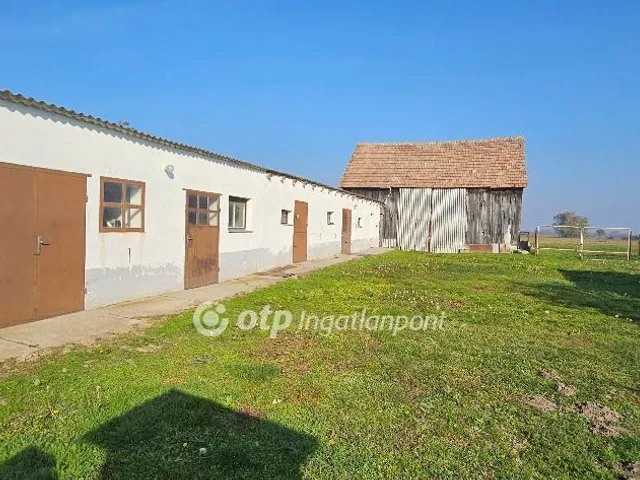 Eladó ház Egyed 150 nm