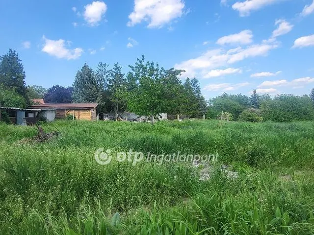 Eladó telek Abda 1059 nm