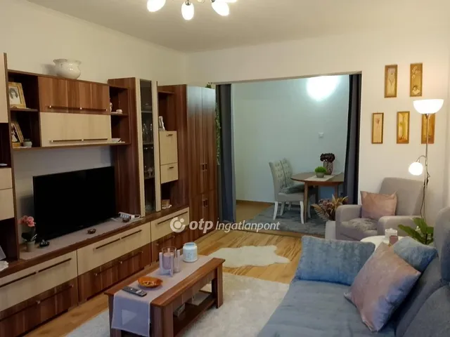 Eladó lakás Győr 68 nm