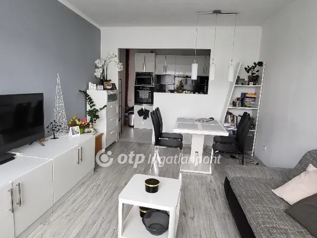 Eladó lakás Győr 62 nm