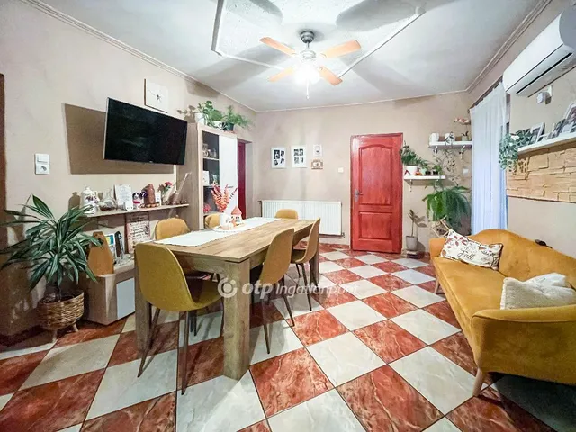 Eladó ház Tápszentmiklós 110 nm