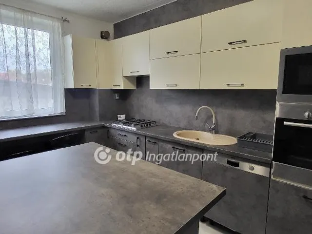 Eladó ház Győr, Kisbácsa 150 nm