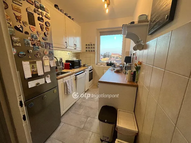 Eladó lakás Mosonmagyaróvár, Városközpont 63 nm