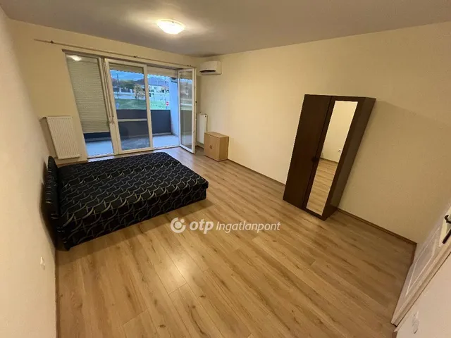 Eladó lakás Vámosszabadi 31 nm