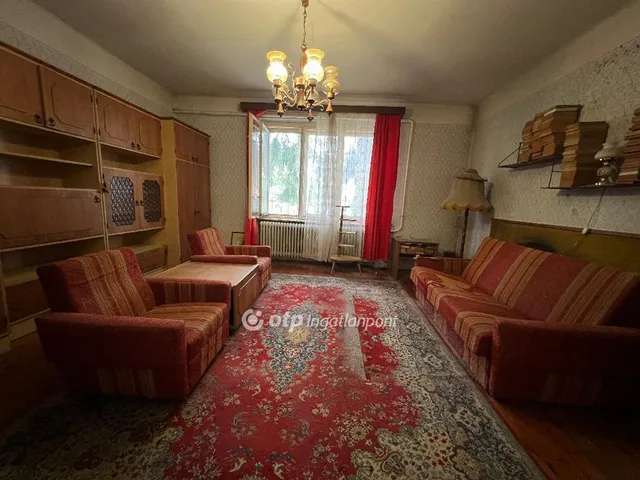 Eladó ház Nagybajcs 86 nm