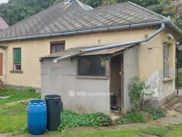 Eladó ház Koroncó 60 nm