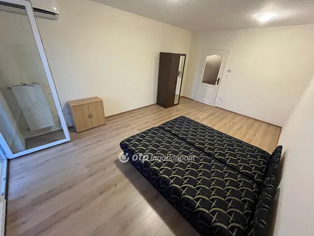 Eladó lakás Vámosszabadi 31 nm