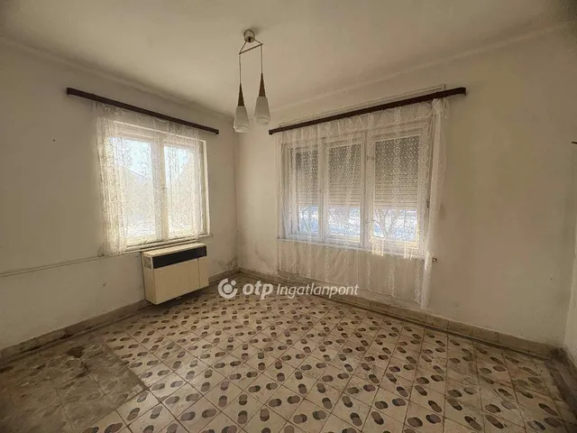 Eladó ház Pápa 86 nm