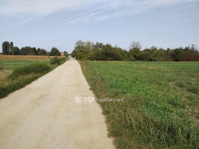 Eladó telek Vönöck 1266 nm