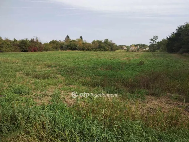 Eladó telek Vönöck 1300 nm