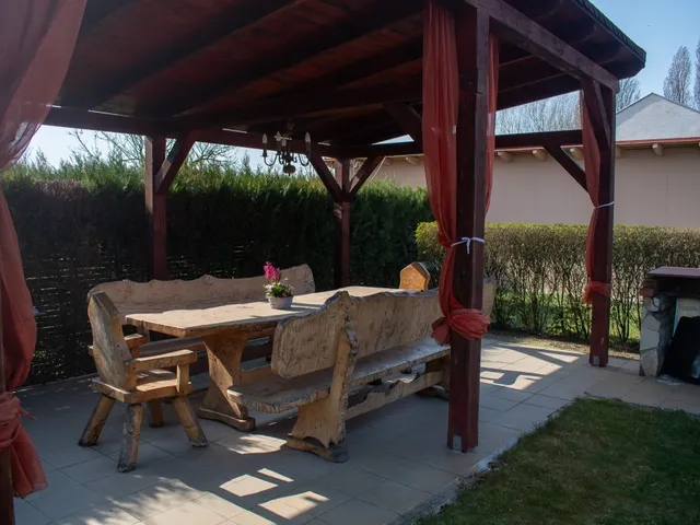 Eladó ház Győr, Bácsa 157 nm