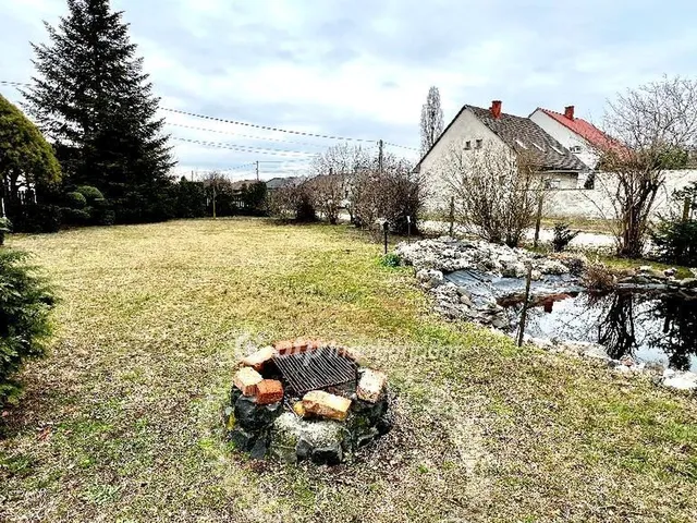 Eladó telek Töltéstava 2849 nm