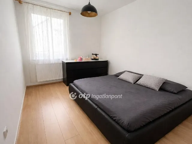 Eladó lakás Győr, Révfalu 54 nm