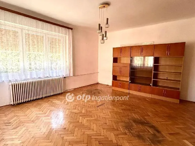 Eladó lakás Győr 80 nm