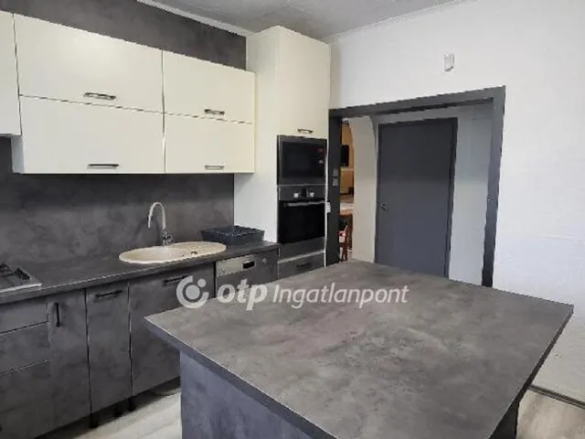 Eladó ház Győr, Kisbácsa 150 nm