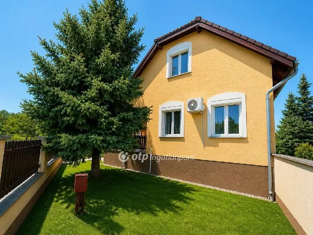 Eladó ház Győrladamér 160 nm