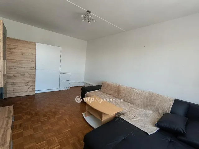 Eladó lakás Győr, Nádorváros 36 nm