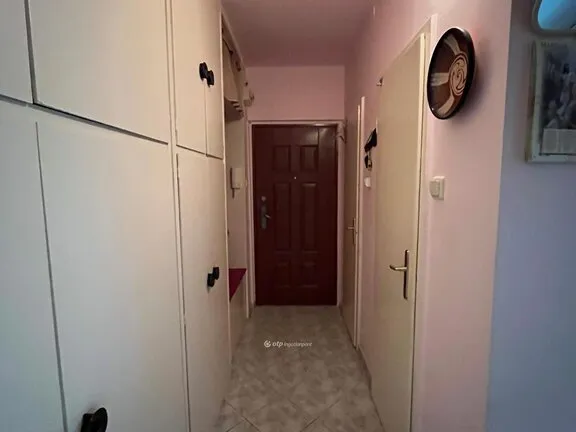 Eladó lakás Győr, Adyváros 53 nm