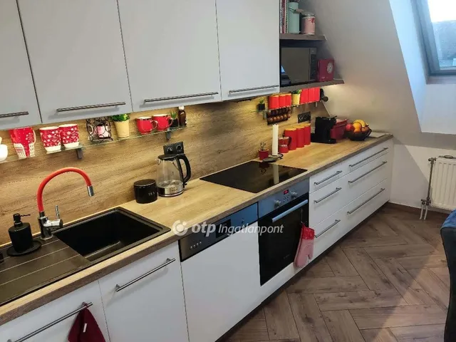 Eladó lakás Sopron 77 nm