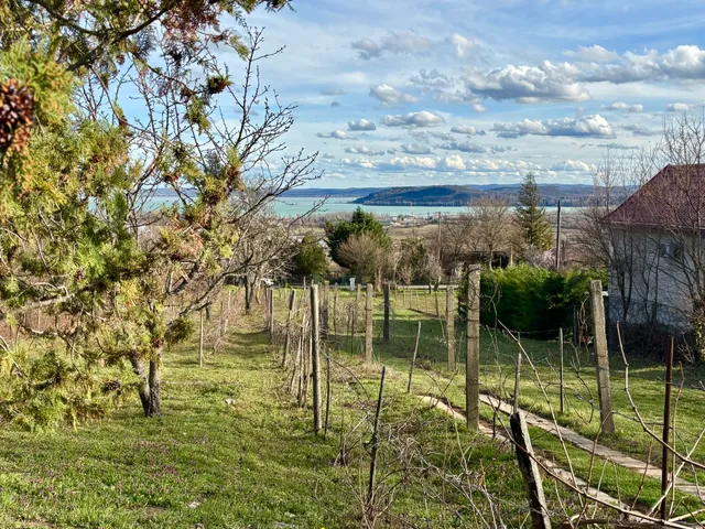 Eladó üdülő és hétvégi ház Balatonfüred, Ófalu 60 nm