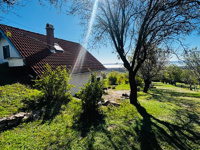 Eladó üdülő és hétvégi ház Vászoly 58 nm