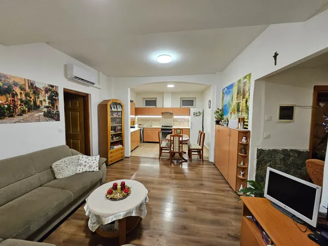 Eladó ház Szombathely, Gyöngyösszőlős 88 nm