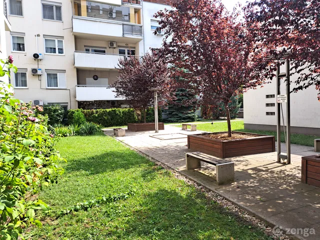 Eladó lakás Budapest VI. kerület, Nagykörúton kívüli terület 25 nm