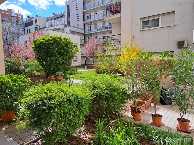 Eladó lakás Budapest VI. kerület, Nagykörúton kívüli terület 25 nm