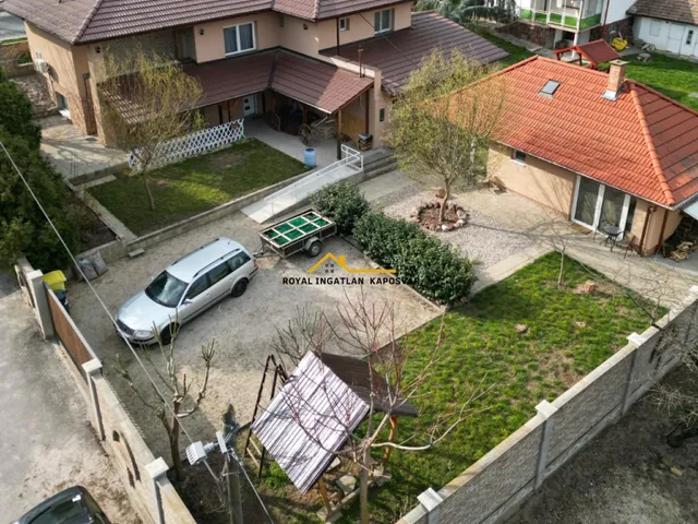 Eladó ház Fonyód, Szent István 280 nm