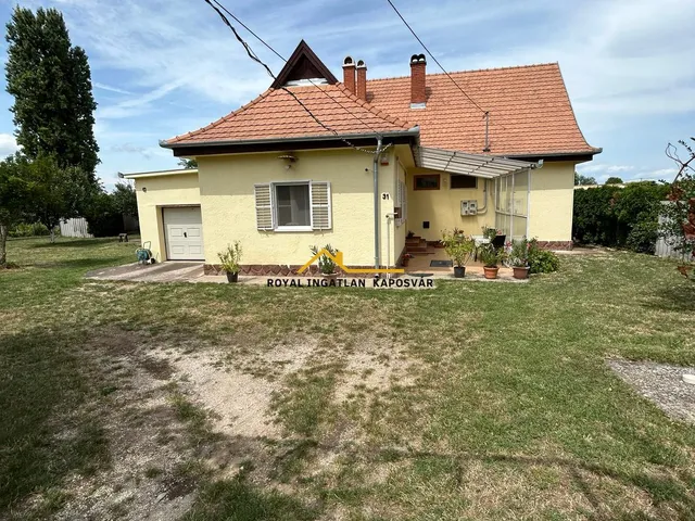 Eladó ház Balatonboglár 140 nm