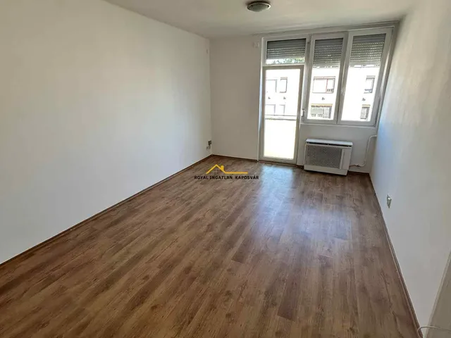 Eladó lakás Kaposvár, Északnyugati városrész, Arany János utca 43 nm