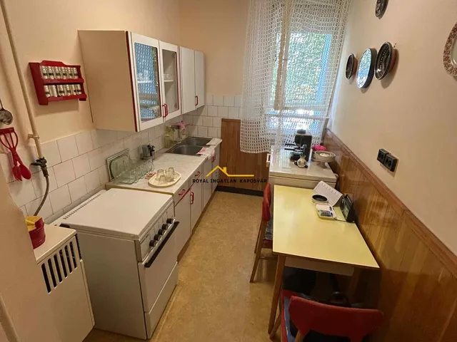 Eladó lakás Kaposvár, Északnyugati városrész, Petőfi utca 54 nm